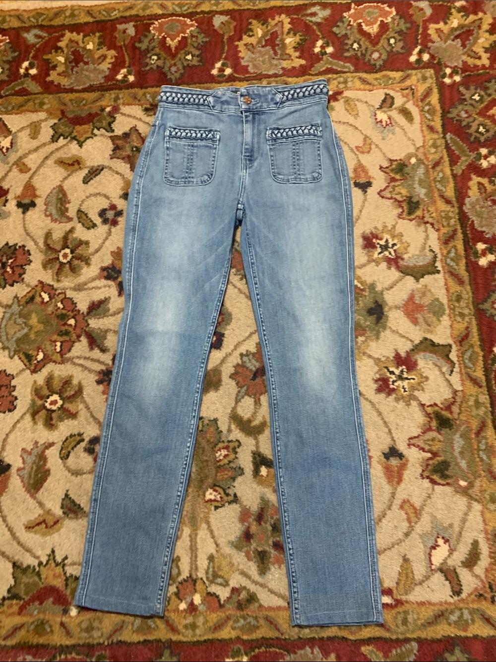 7 for all mankind jeans, high waist, braided waist and front pockets size 26/28